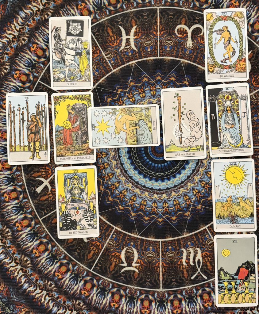 Tarot leggingen voor helderheid en richting